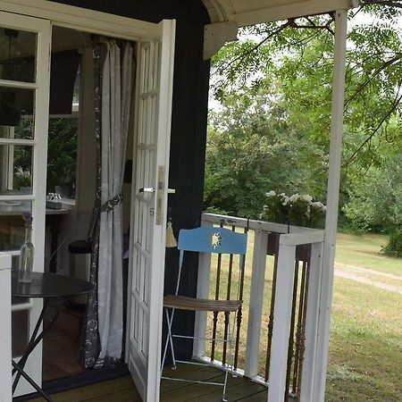 Bed and Breakfast Camping Chez Francis Loupiac  Экстерьер фото