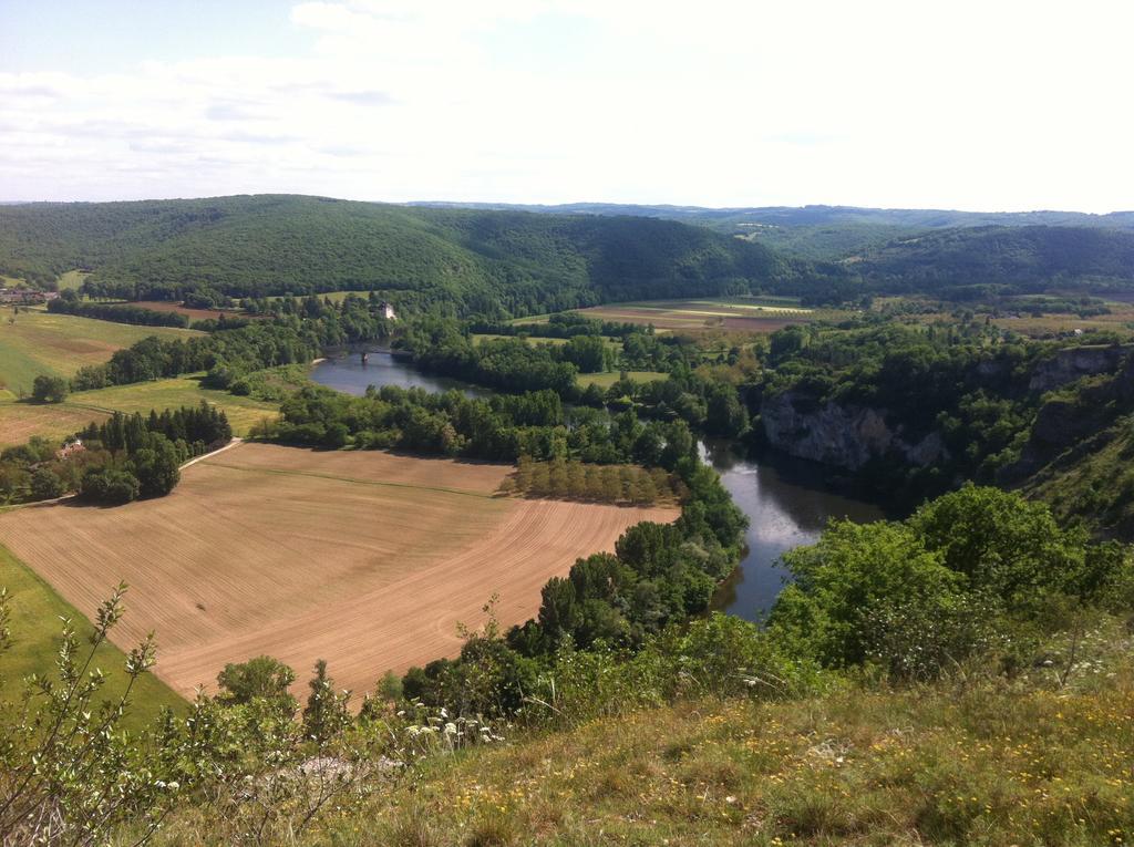 Bed and Breakfast Camping Chez Francis Loupiac  Экстерьер фото