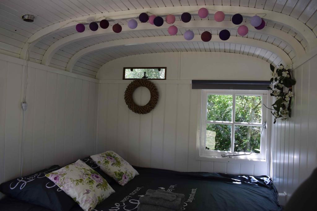 Bed and Breakfast Camping Chez Francis Loupiac  Экстерьер фото