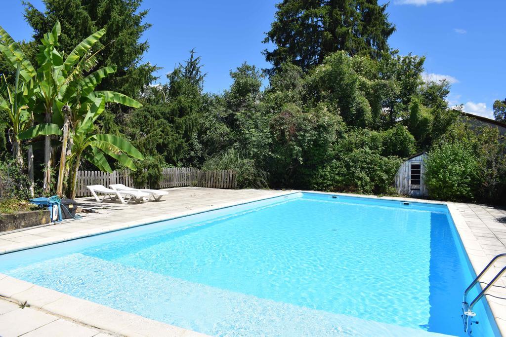 Bed and Breakfast Camping Chez Francis Loupiac  Экстерьер фото