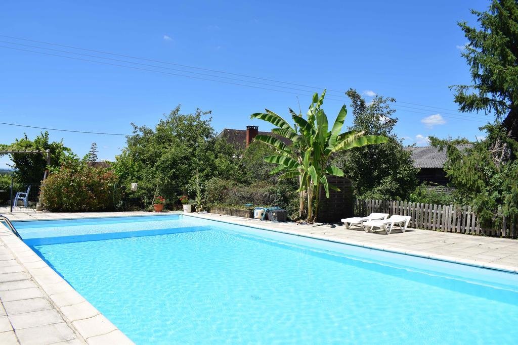 Bed and Breakfast Camping Chez Francis Loupiac  Экстерьер фото