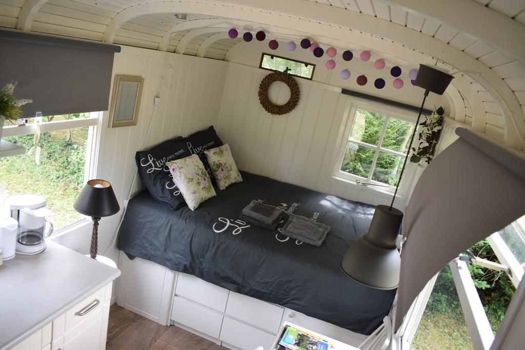 Bed and Breakfast Camping Chez Francis Loupiac  Экстерьер фото