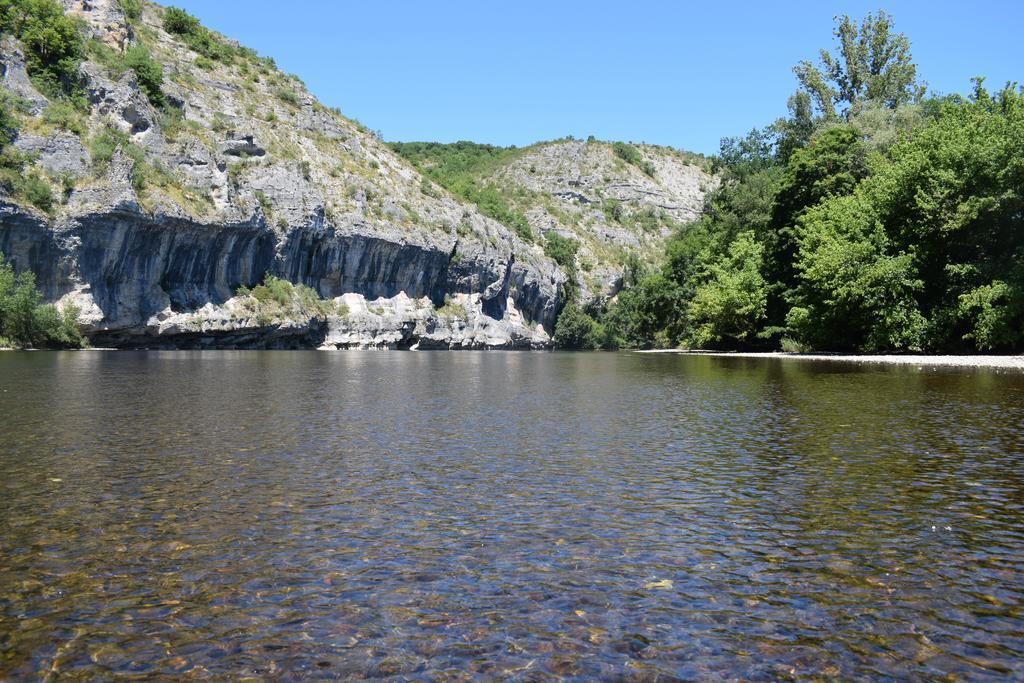 Bed and Breakfast Camping Chez Francis Loupiac  Экстерьер фото